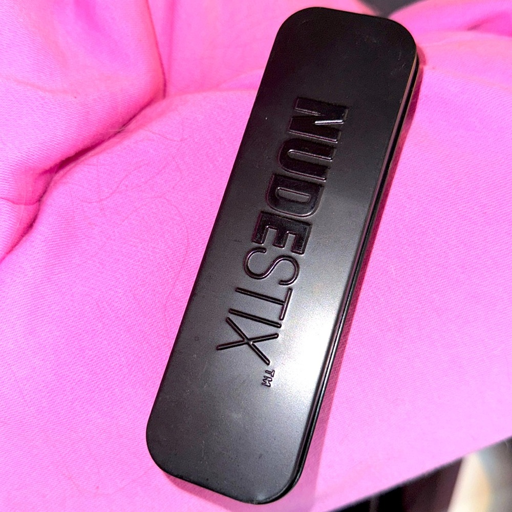Nudestix eyebrow stylus pencil and gel. NIB